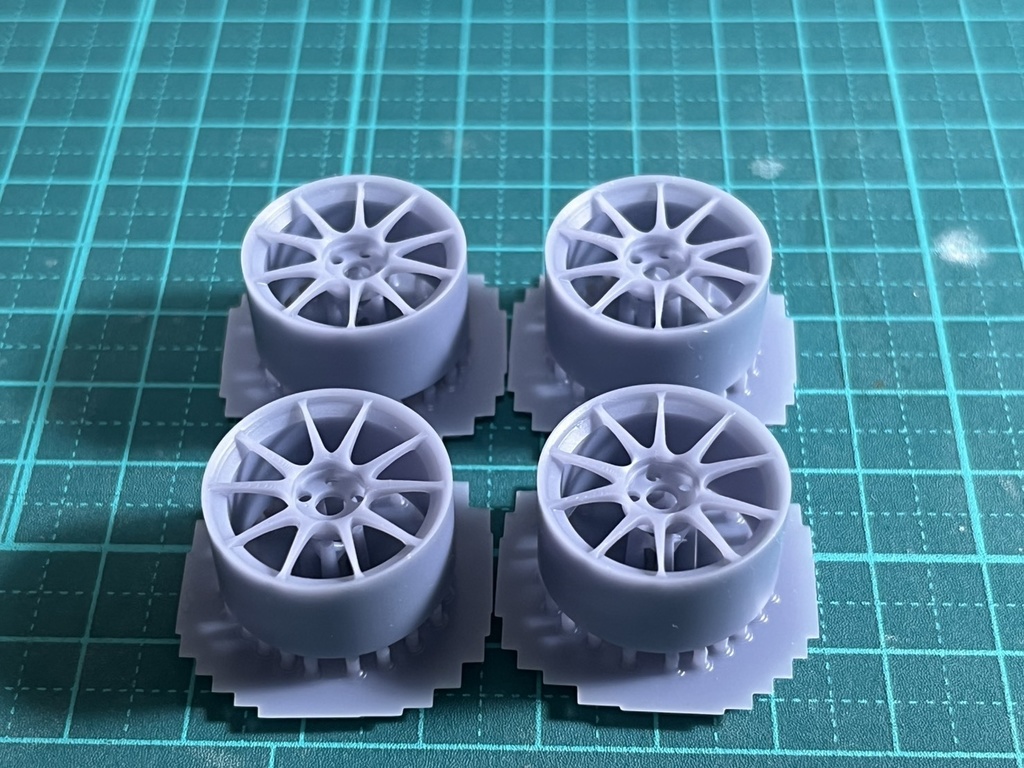 1/24 自作ホイール TC-105N 18インチ