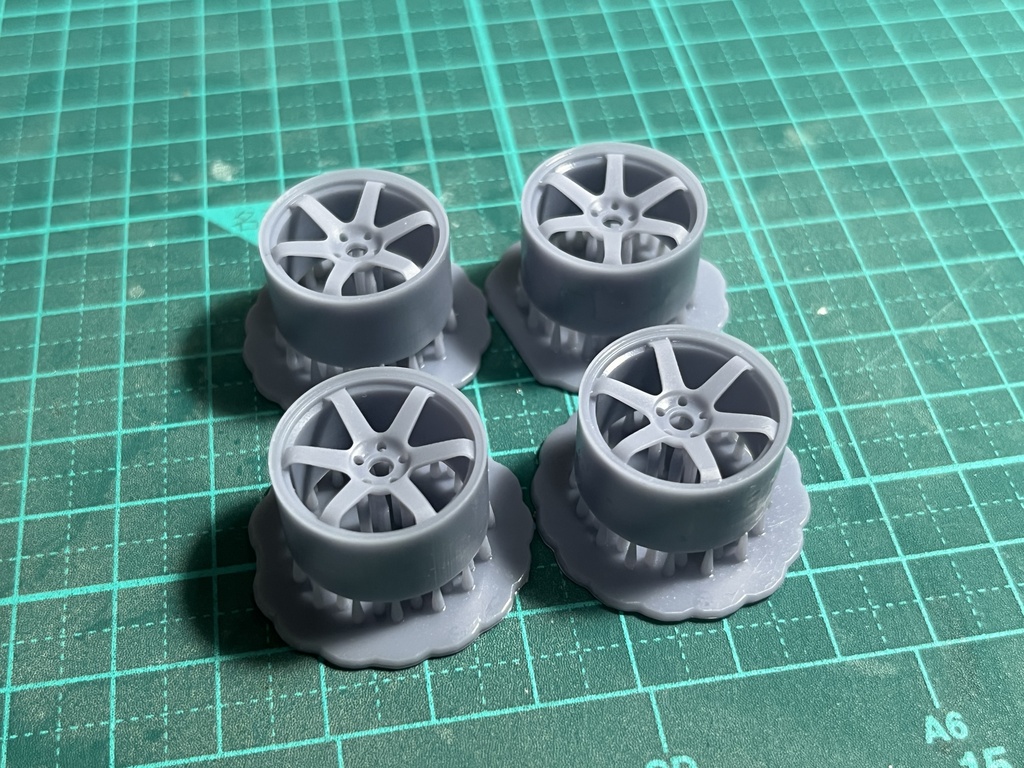 1/24 自作ホイールTE37SAGA 18インチ