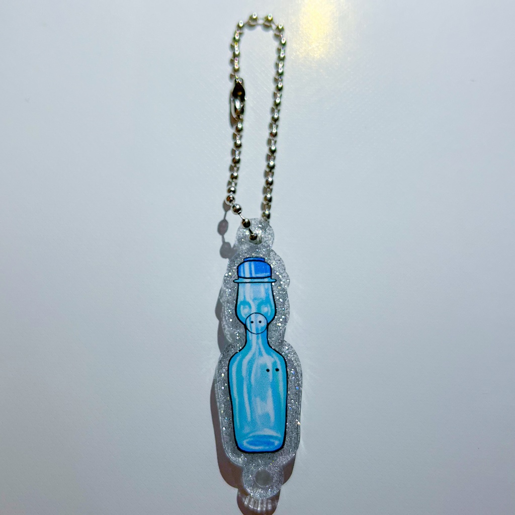 ラムネつながるアクリルキーホルダー