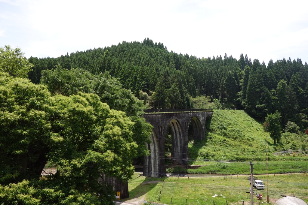 おばけパズルのLEDバッジ SUGI(熊本小国杉)
