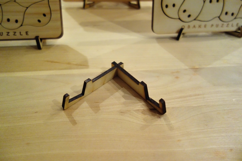 おばけパズル用スタンド はがきサイズ用(試作品)