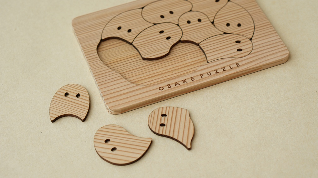 はがきサイズ おばけパズル (熊本小国杉 無垢材3mm厚)