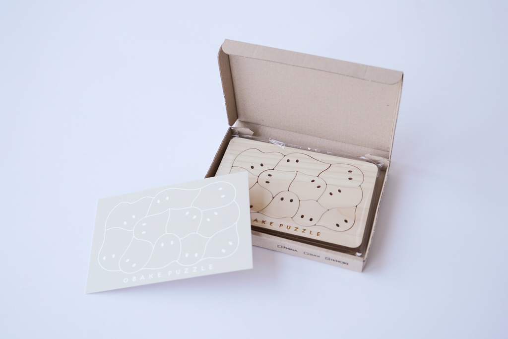 はがきサイズ おばけパズル (富士山麓ヒノキ無垢材5mm厚)