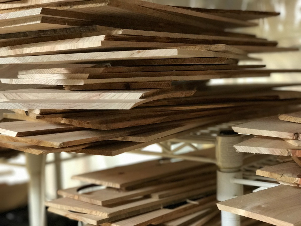 はがきサイズ おばけパズル (富士山麓ヒノキ無垢材5mm厚)