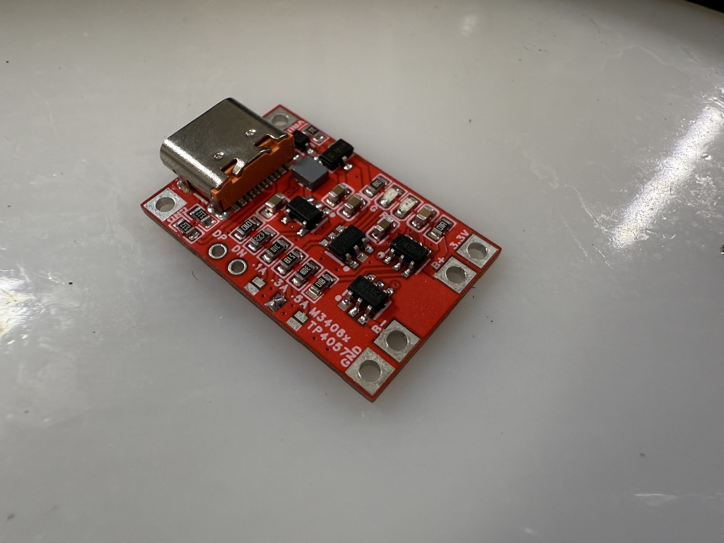 TP4057 電源モジュールPCBデータ