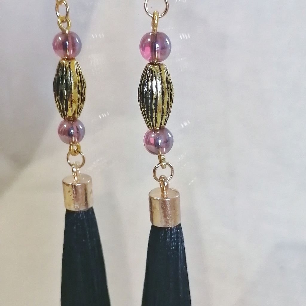 嘱託式 帳のピアス