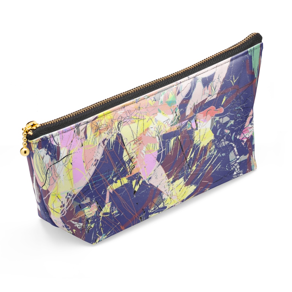 宇宙に舞う女の子