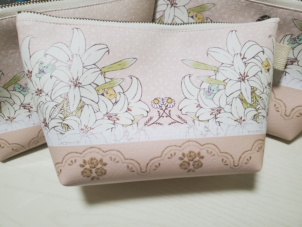 くまちゃんディミレトのかくれんぼ三角ポーチ