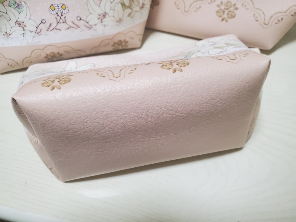 くまちゃんディミレトのかくれんぼ三角ポーチ