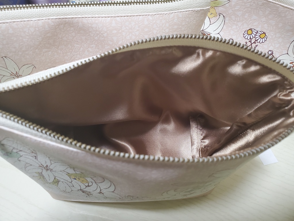 くまちゃんディミレトのかくれんぼ三角ポーチ