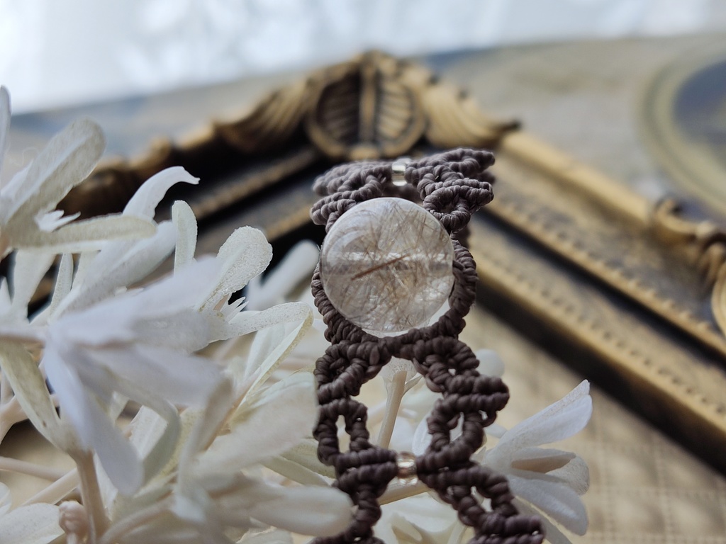 マクラメブレスレット/ルチルクォーツ・チャコール