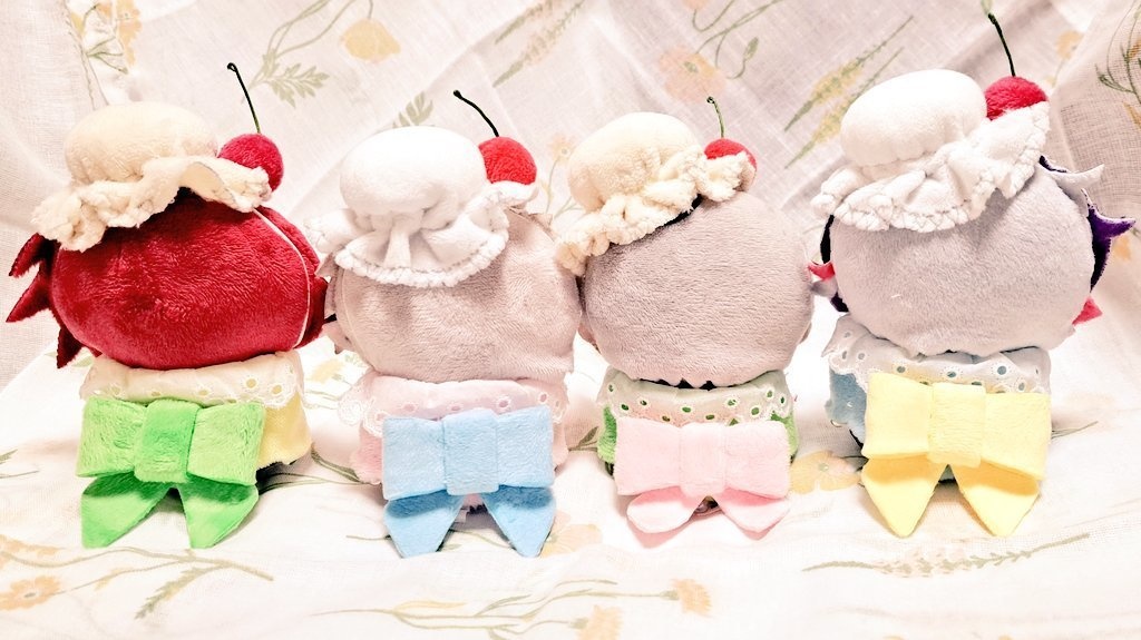 クリームソーダな服