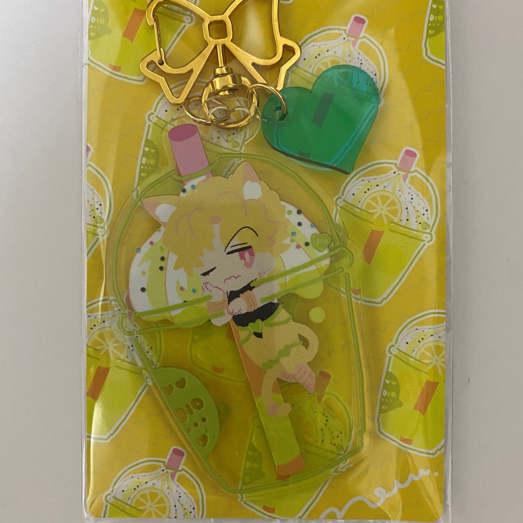 ねこDIOドリンクアクキー