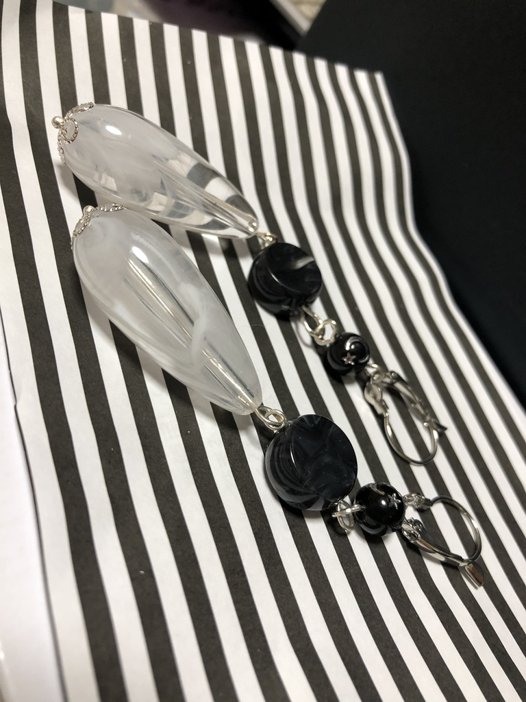 シンプルピアス