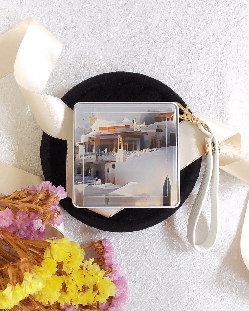 モバイルバッテリー 白亜