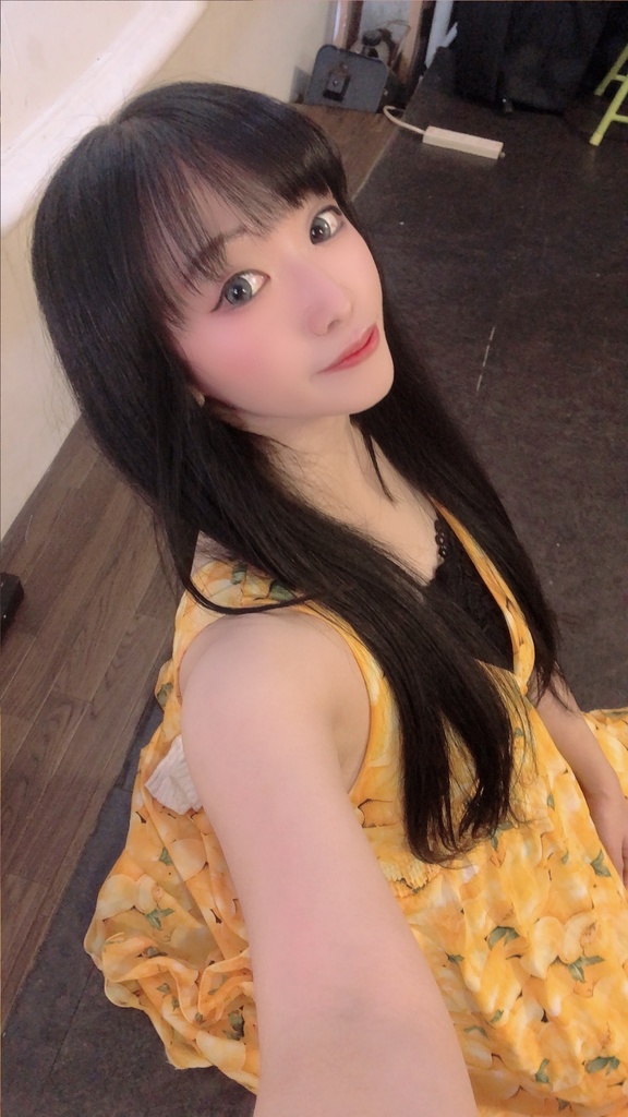 12/18榊音結依物販【Happy Holiday!】