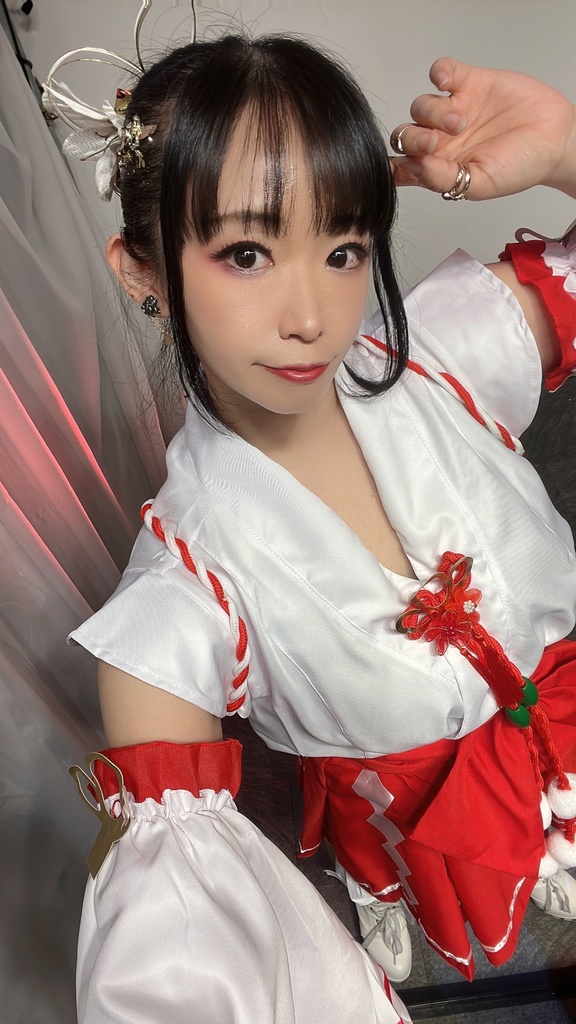 ☀️1/17榊音結依物販【Happy Holiday!20】☀️