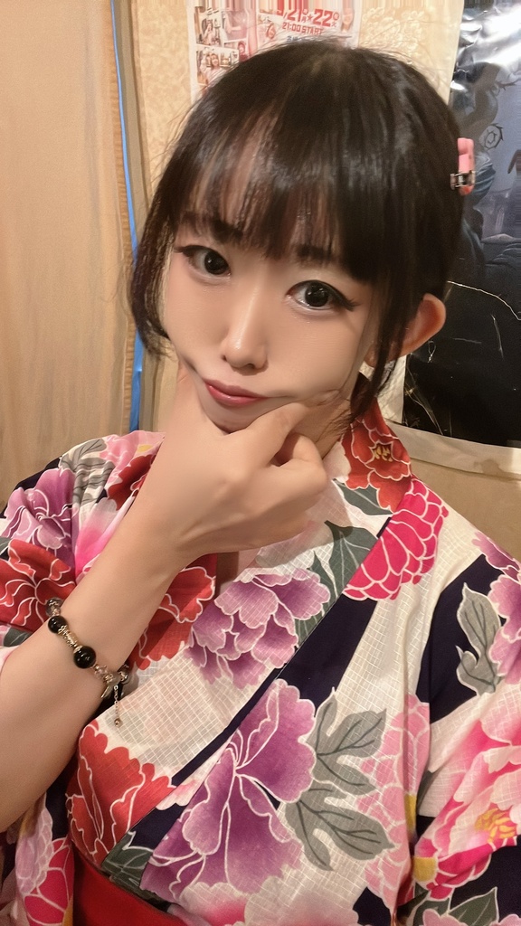 🌙🦒9/26榊音結依物販【スナックきりん】🦒🌙