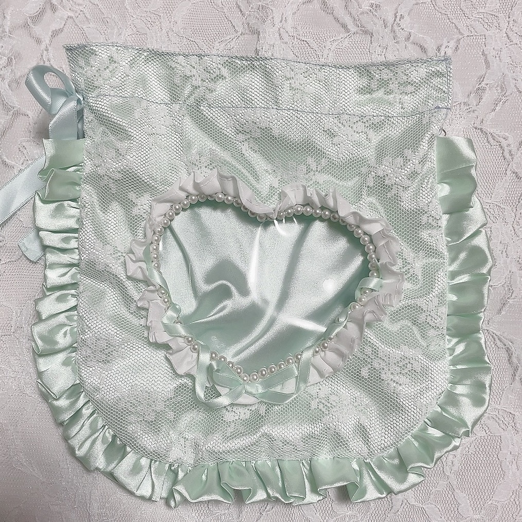 ぬいポーチ ハート窓