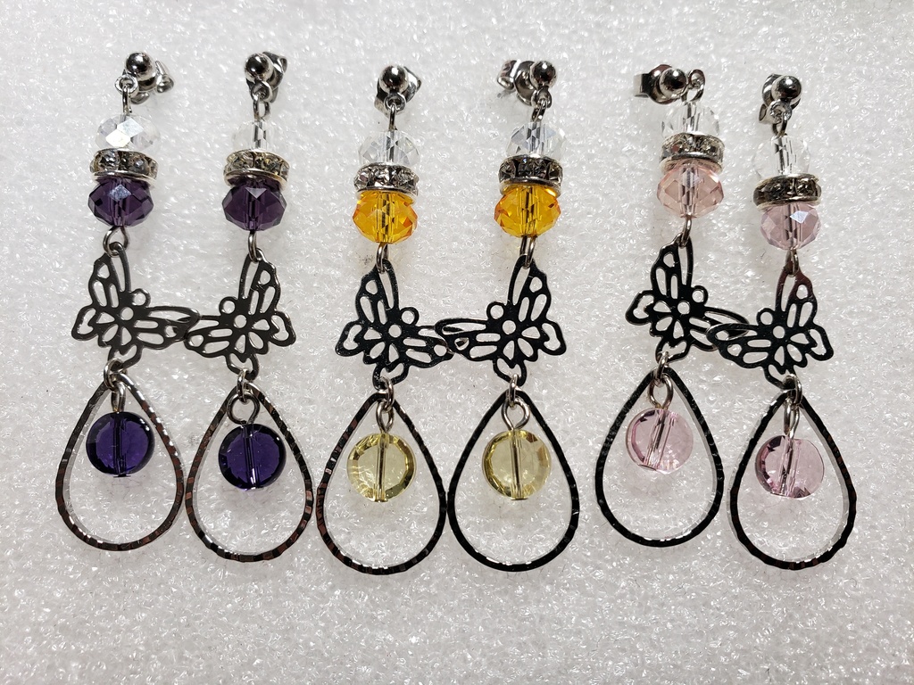 蝶々のピアス(イヤリング)