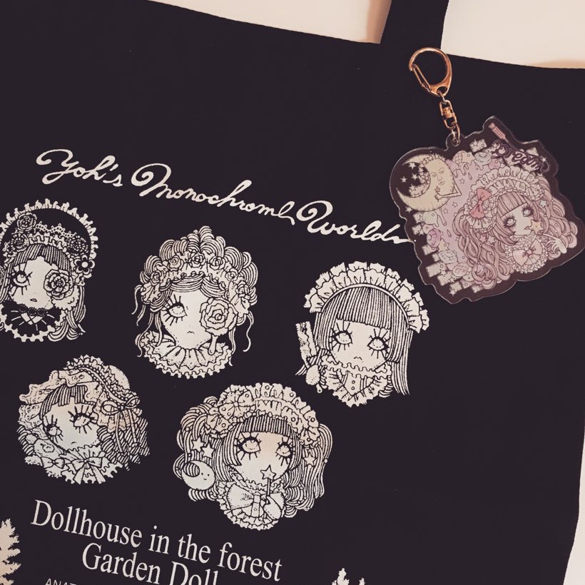 アクリルキーホルダー*森の中のドールハウス