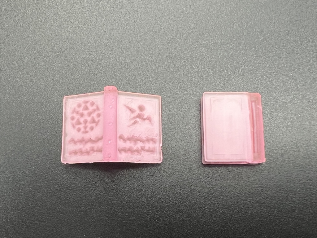 MGQ-036 妖精の魔導書(開き・閉じ)