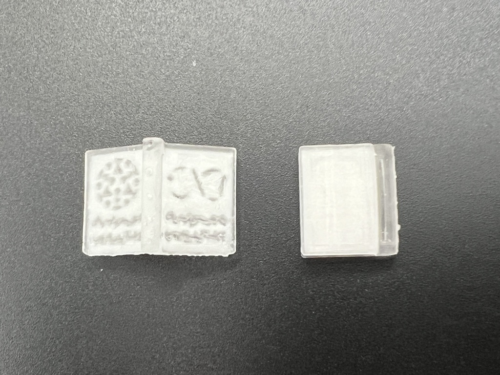 MGQ-037 無辺の魔導書(開き・閉じ)