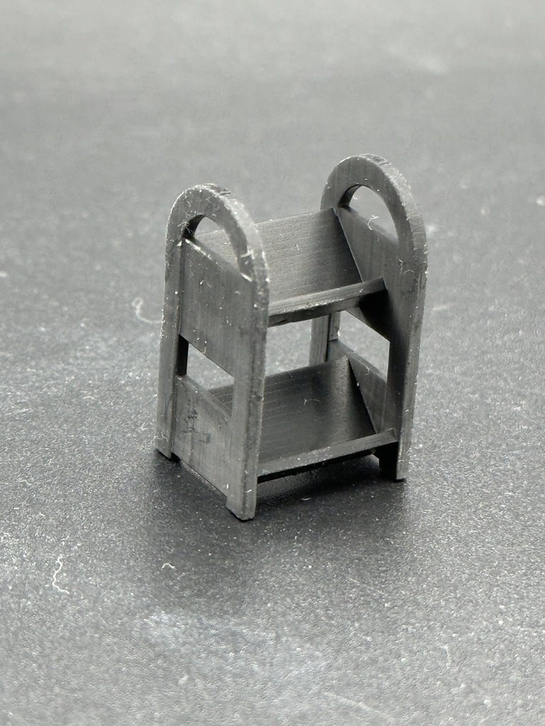 MGQ-067　小物棚