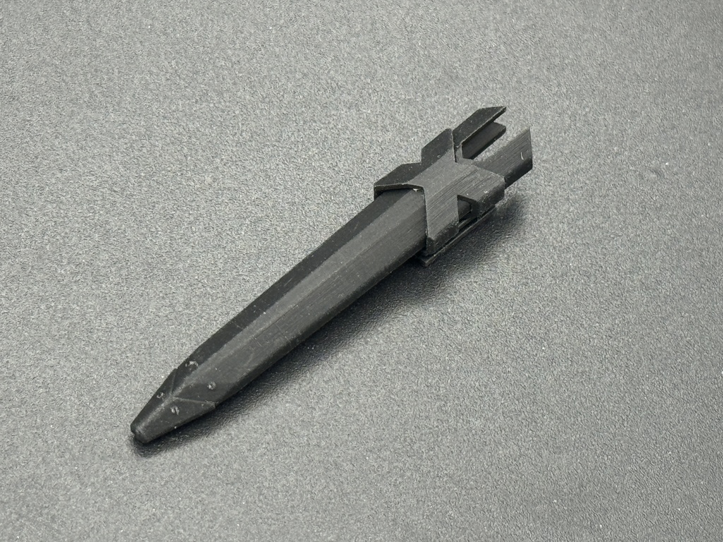 MGQ-105 クレイモア向け鞘セット