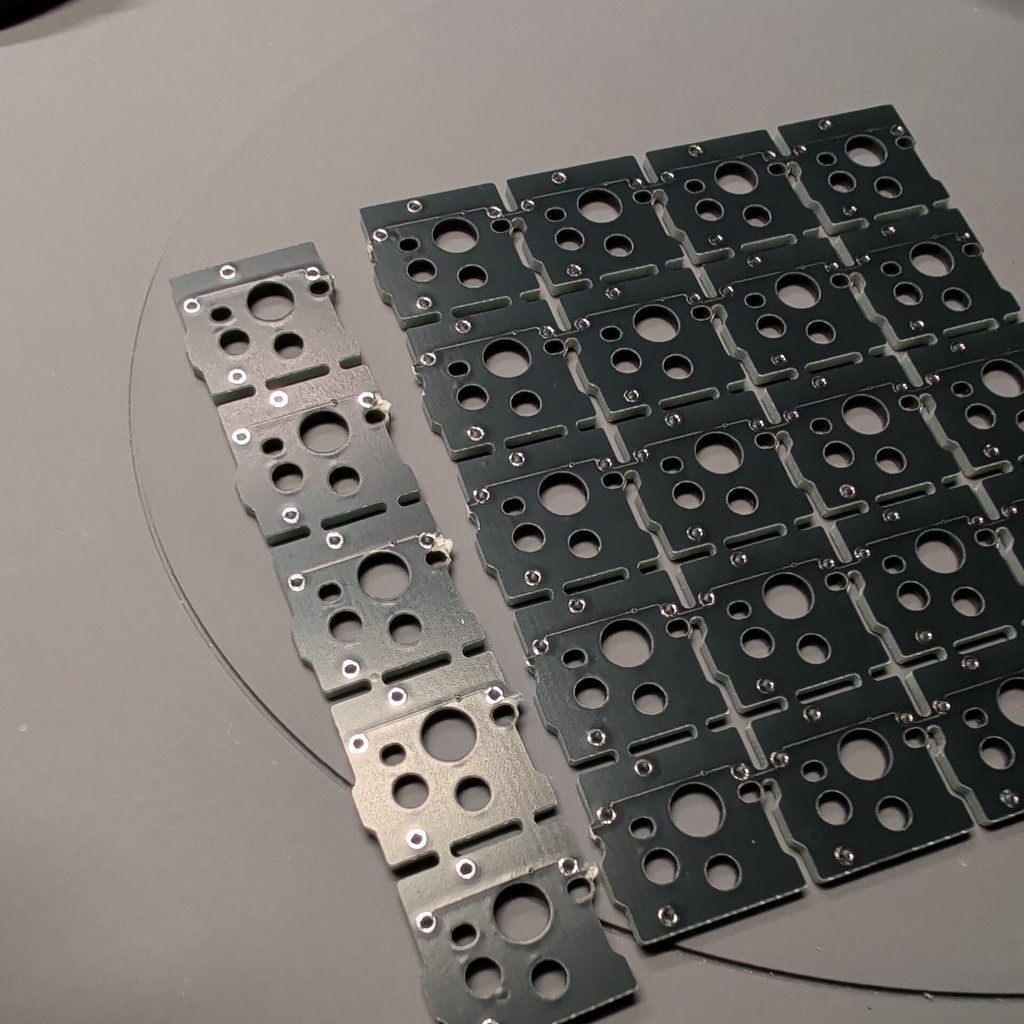 ptkb_dot(s) - Single-Switch PCB