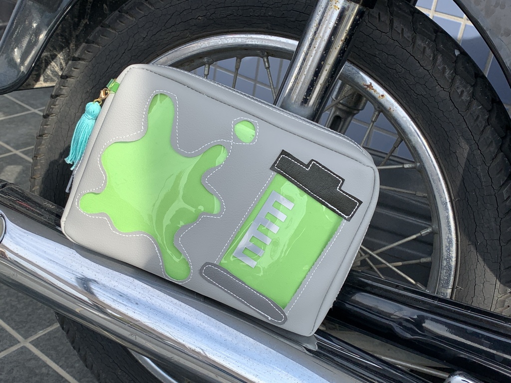 デザインポーチ