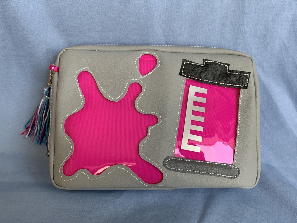 デザインポーチ