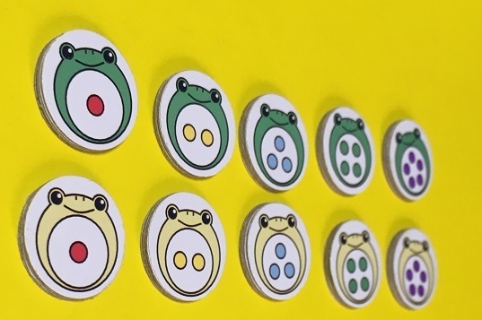 『けろりんむら』(送料込み)