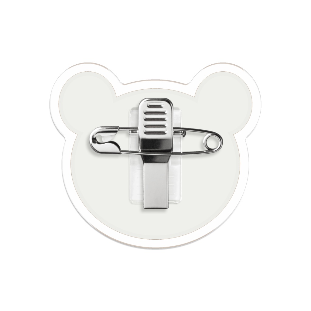 くまちゃんの頭のうしろのアクリルバッジ