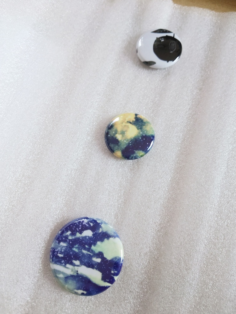 よるのゆめ 缶バッチ