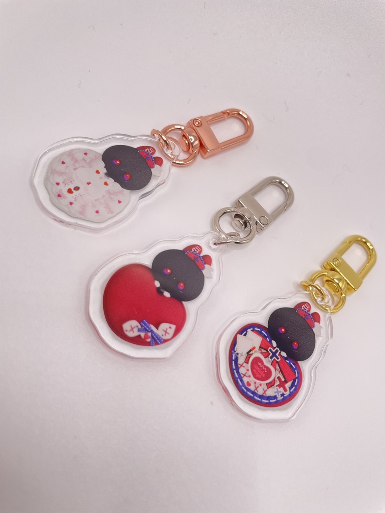 【ランダム3種】海田まや 誕生日記念グッズ2025 アクリルキーホルダー付きキャラメルポーチ