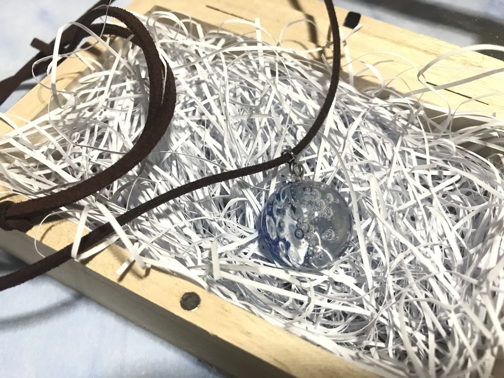 水泡のネックレス(小)