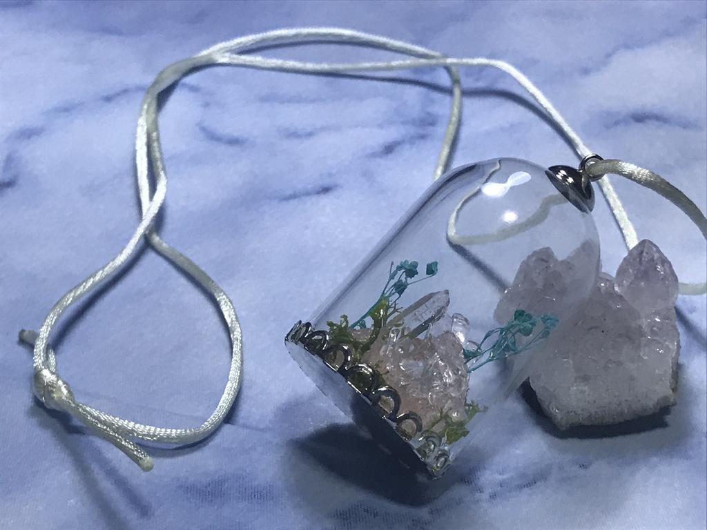 森の水晶
