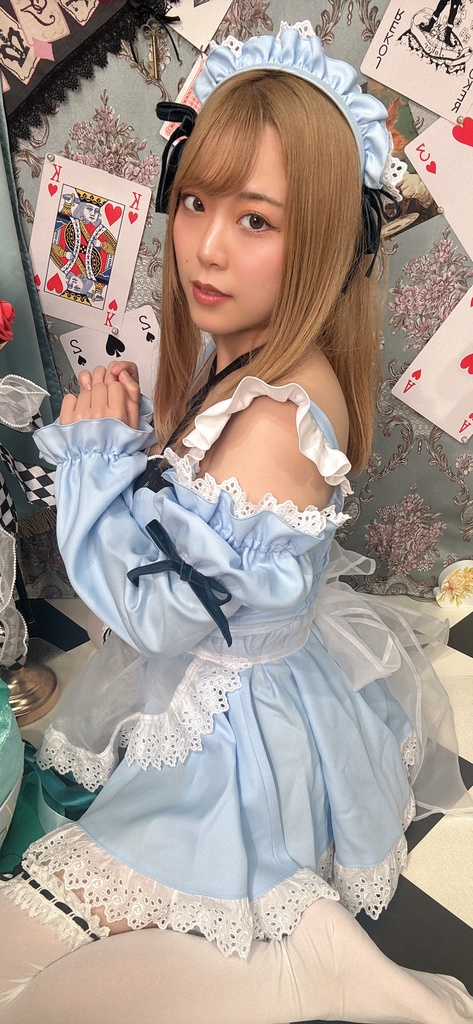 限定3名アリスメイドランチェキ🐰💕
