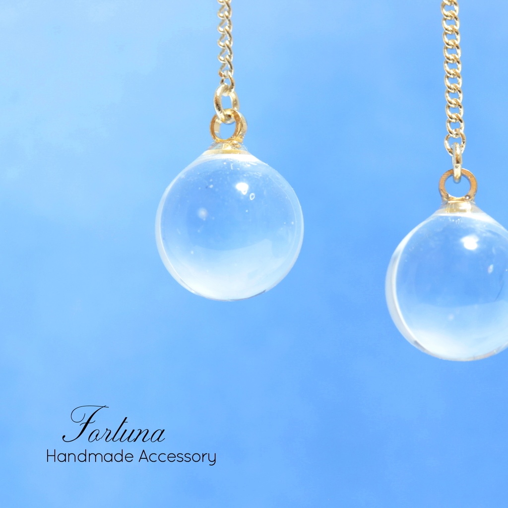 空が透ける朝露ピアス(６４) ピアス/ノンホールピアス/樹脂ピアス