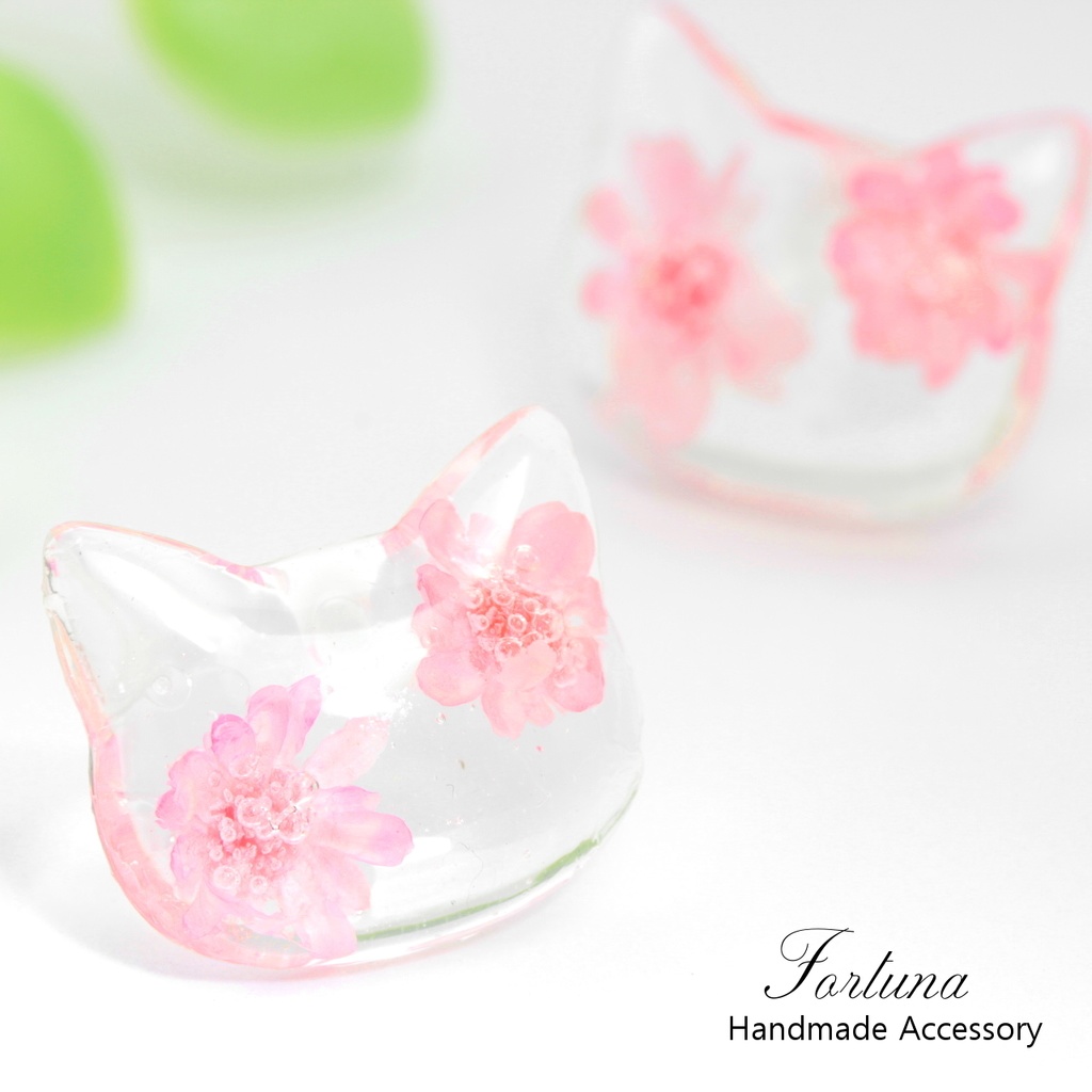 ぴんくの花とねこ(227)  ピアス/ノンホールピアス/樹脂ピアス