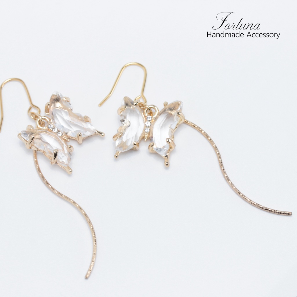 蝶々クリスタル(379) ピアス/イヤリング/ノンホールピアス/樹脂ピアス