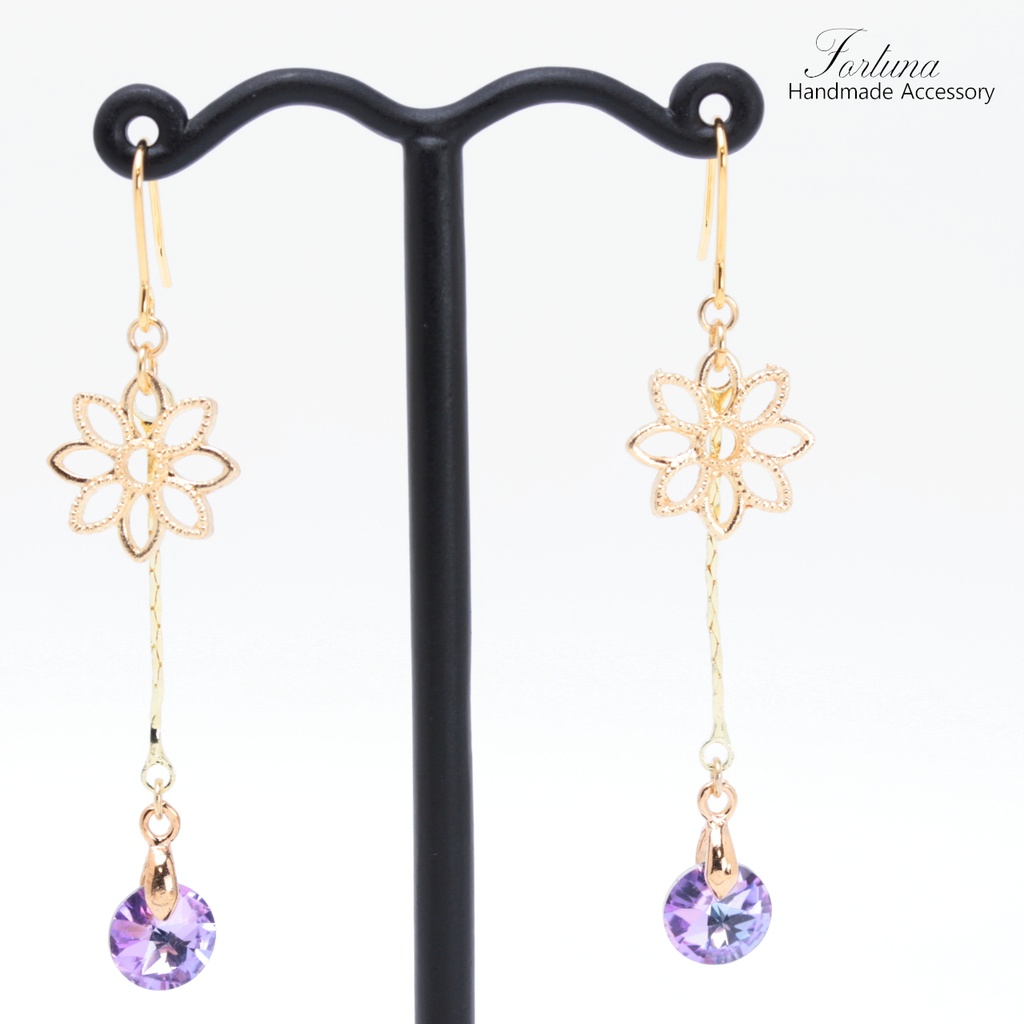 蓮の花(411) ピアス/イヤリング/ノンホールピアス/樹脂ピアス