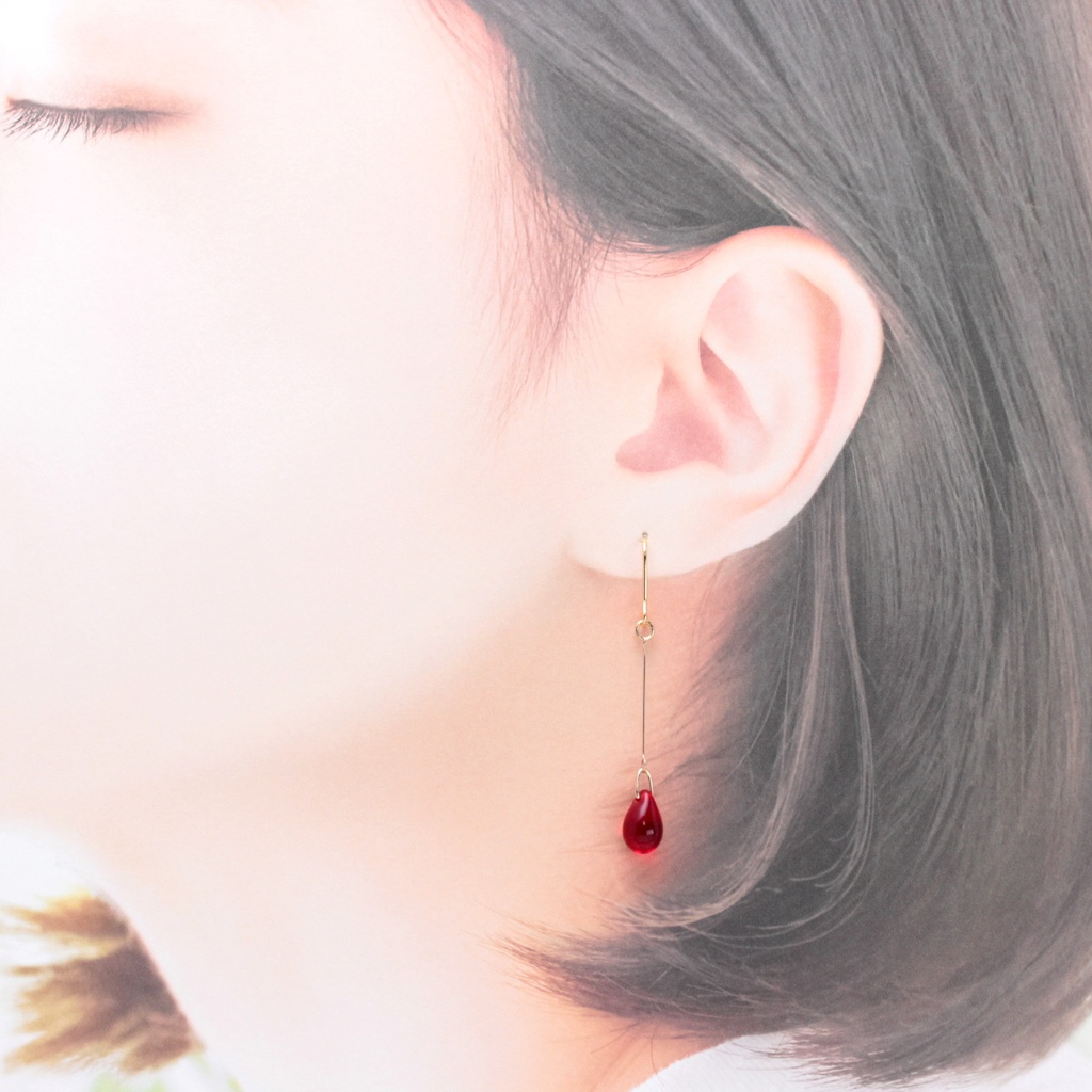 揺れるチェコドロップ~RED~(509) ピアス/イヤリング/ノンホールピアス/樹脂ピアス