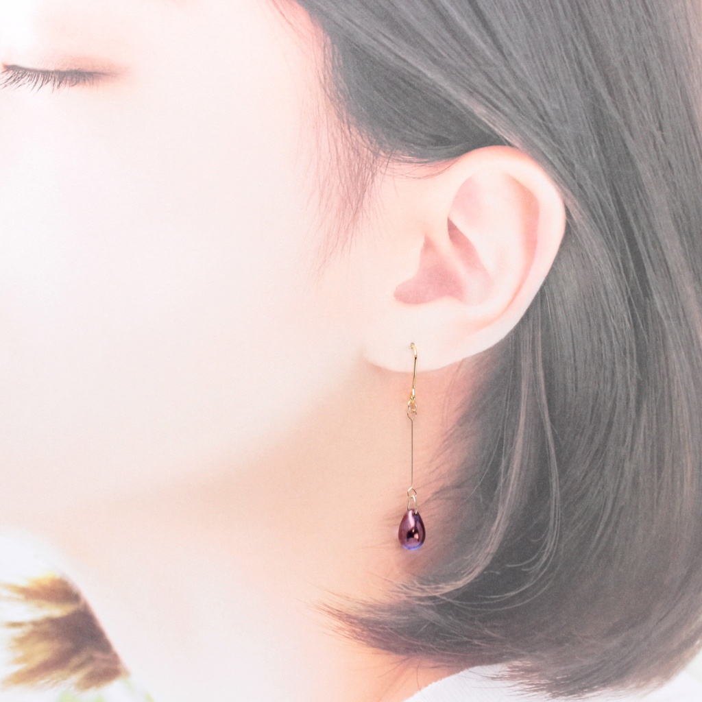 揺れるチェコドロップ~PURPLE~(511) ピアス/イヤリング/ノンホールピアス/樹脂ピアス