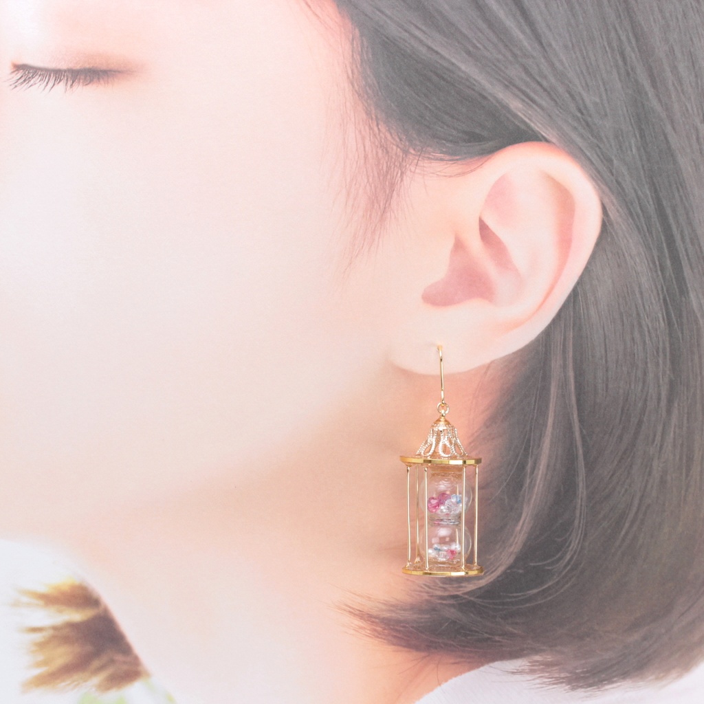 おとぎの国の砂時計(516) ピアス/イヤリング/ノンホールピアス/樹脂ピアス