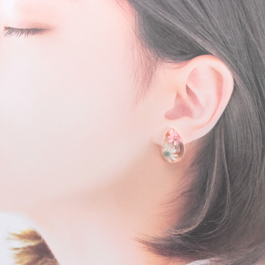 2色の花~P&B~(527) ピアス/ノンホールピアス/樹脂ピアス