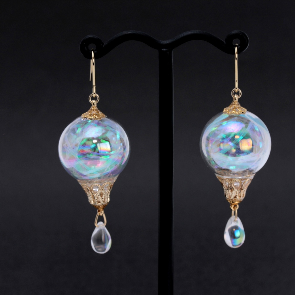 オーロラ気球(584) ピアス/イヤリング/ノンホールピアス/樹脂ピアス
