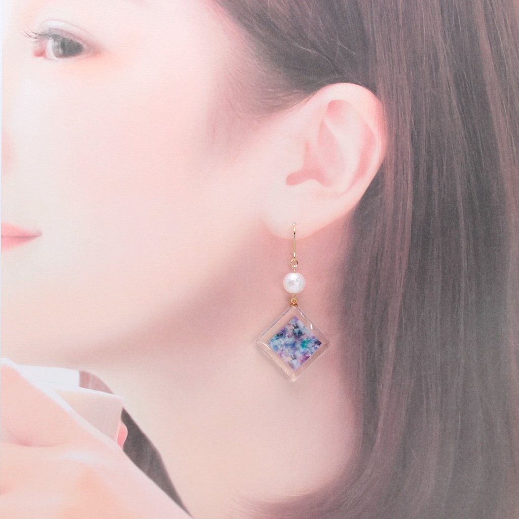 揺れるMarble Stone (621) ピアス/イヤリング/ノンホールピアス/樹脂ピアス