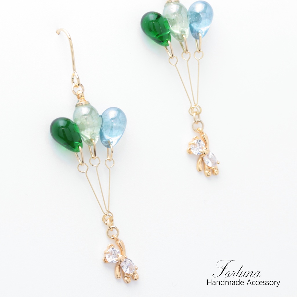 風船とクマさん~Green~(693) ピアス/イヤリング/ノンホールピアス/樹脂ピアス